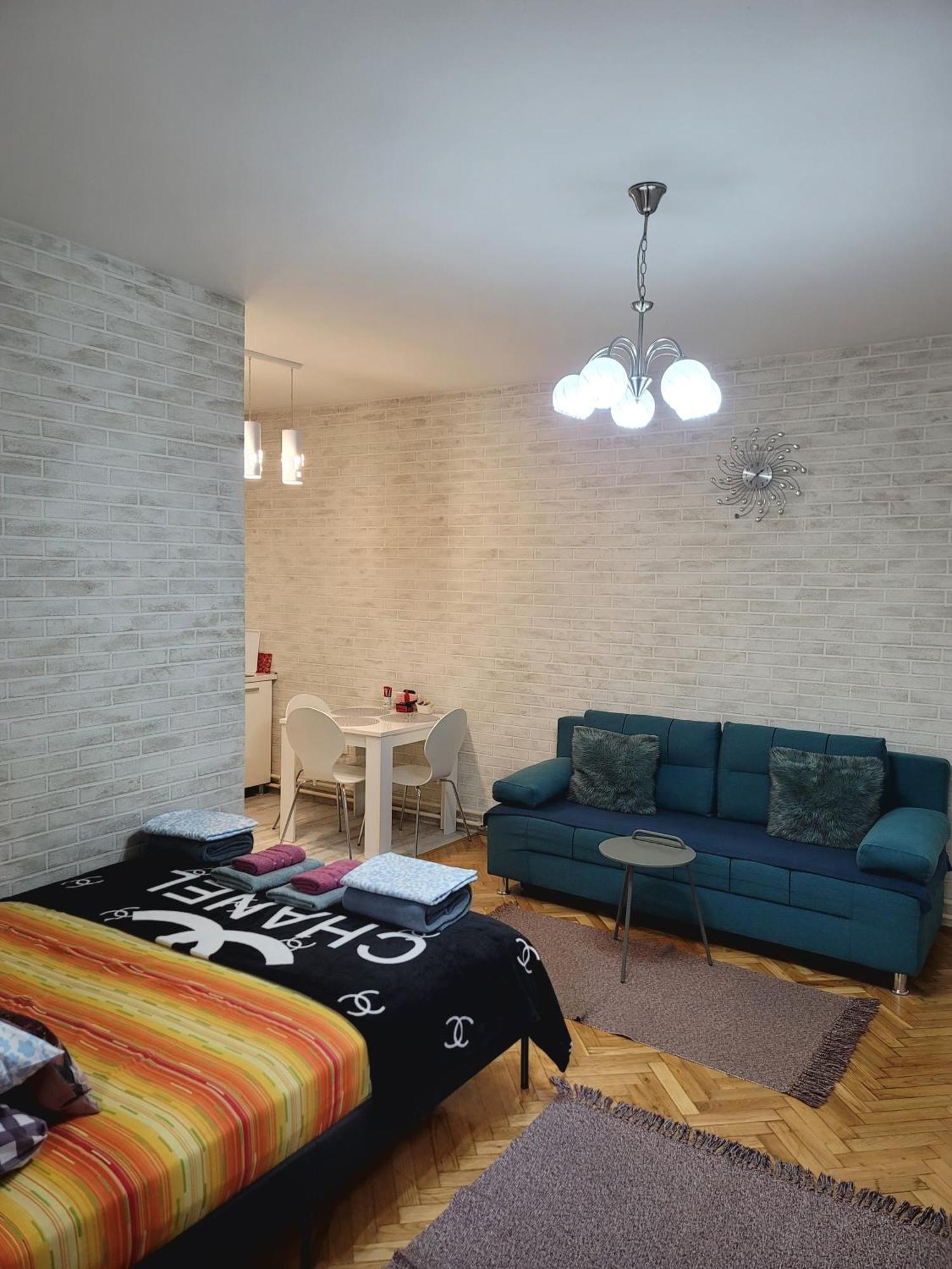 נובי סאד Apartman "Garden" With Underground Parking מראה חיצוני תמונה
