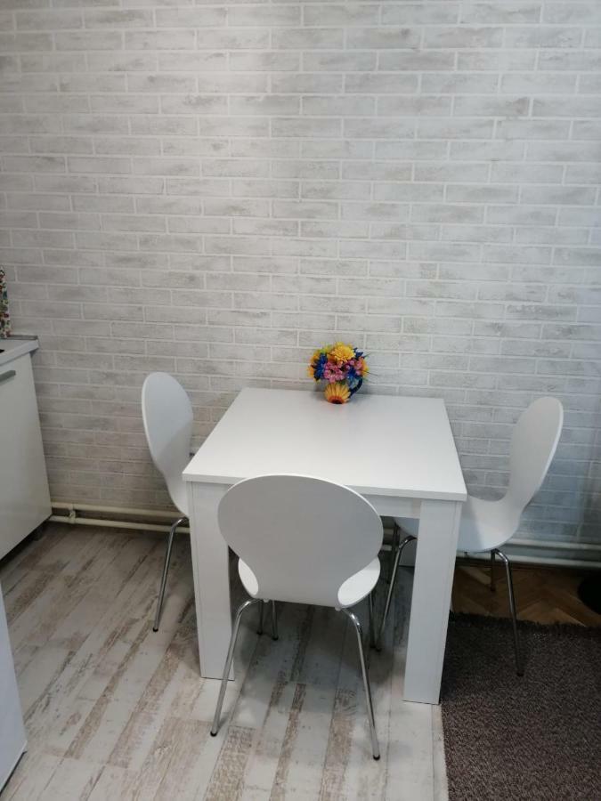 נובי סאד Apartman "Garden" With Underground Parking מראה חיצוני תמונה